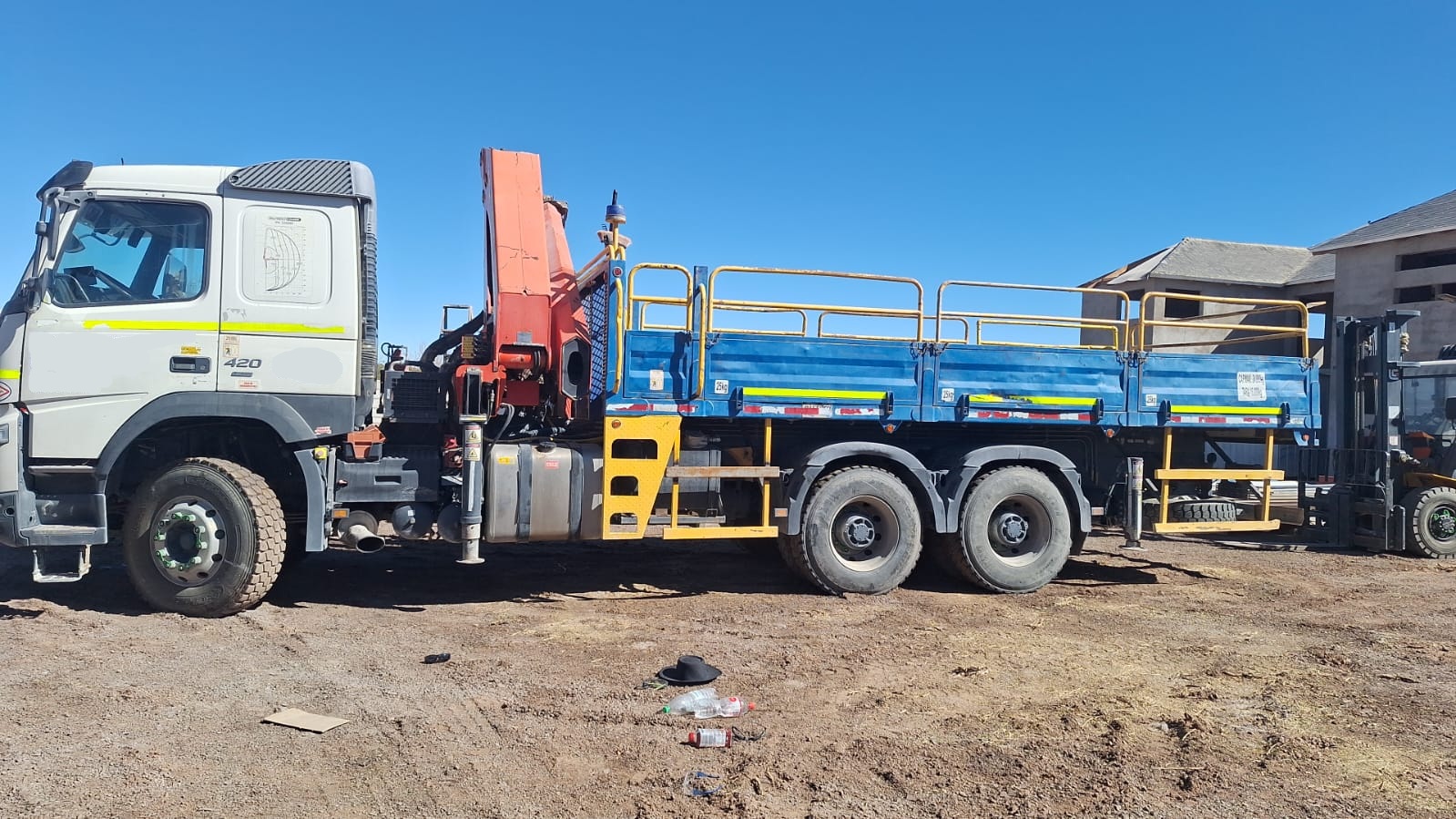 Camión Pluma Volvo FMX 420 con grúa Palfinger PK 32080 – Año 2019