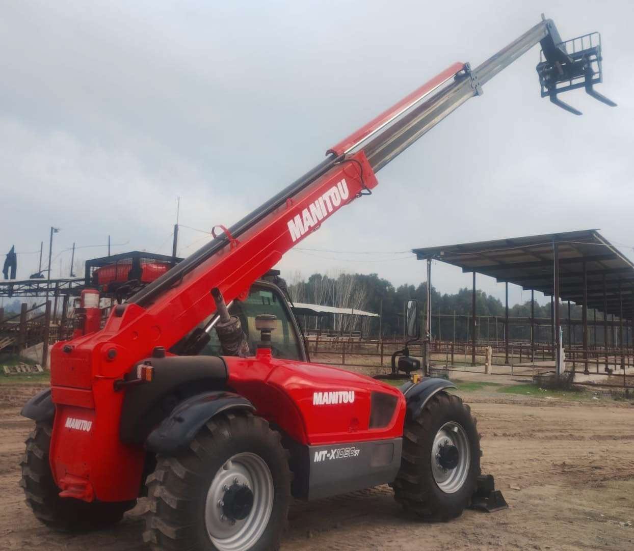 Manipulador telescópico Manitou MT1030 año 2020 7.200 horas