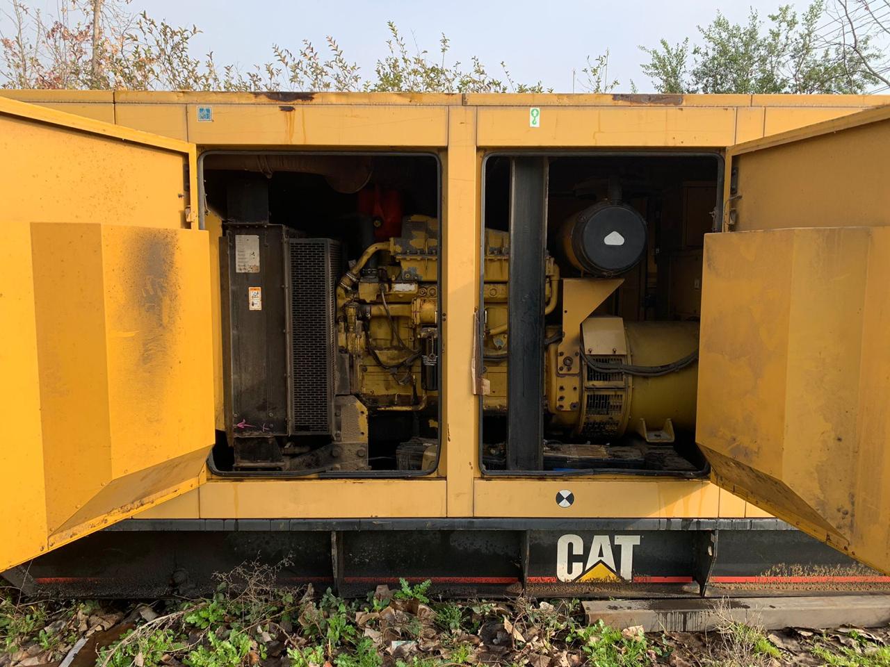 Generador Caterpillar 230KVA año 2002