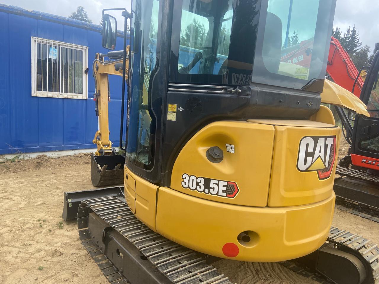 Miniexcavadora 303.5E cr 3.53 toneladas Año 2020 1.781 horas